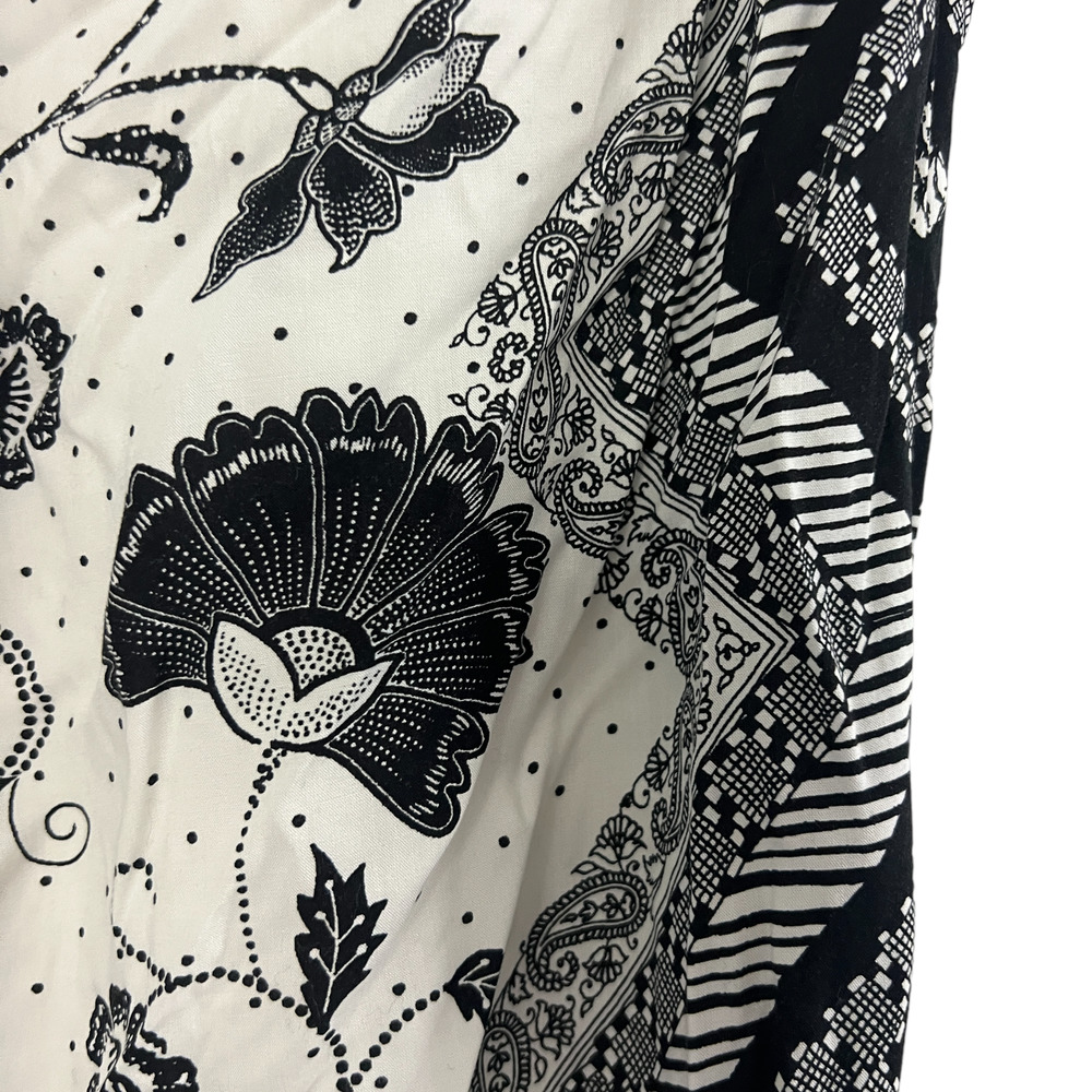 Anthropologie Black and White Wide Leg Pants - Picture 6 of 10